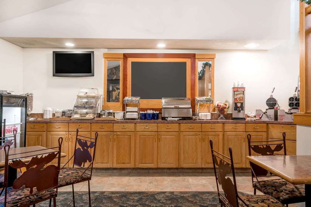Moose Lake Lodge & Suites Faciliteter billede